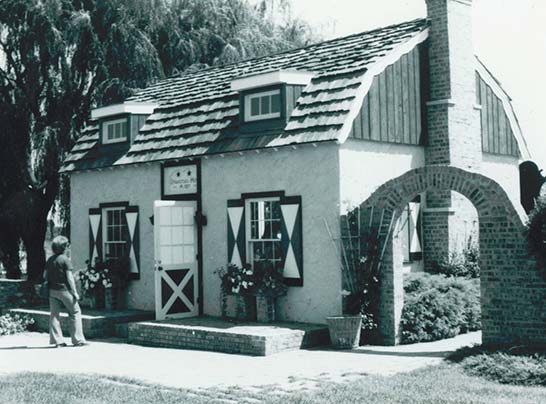 Historical Photo Dutch Village