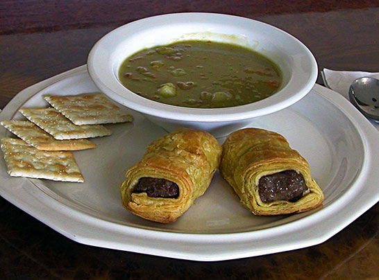 Hungry Dutchman Delicious Erwtensoep Soup